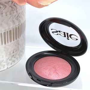 Saie Supersuede Radiant Blush Powder Shade MIA NWOB